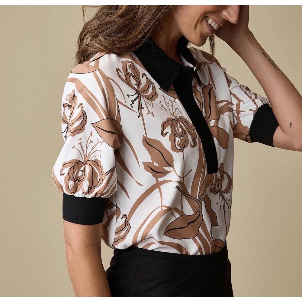 A. Putnam Short Sleeve Polo Desert Willow-Clay Floral Print Top Size Large NEW